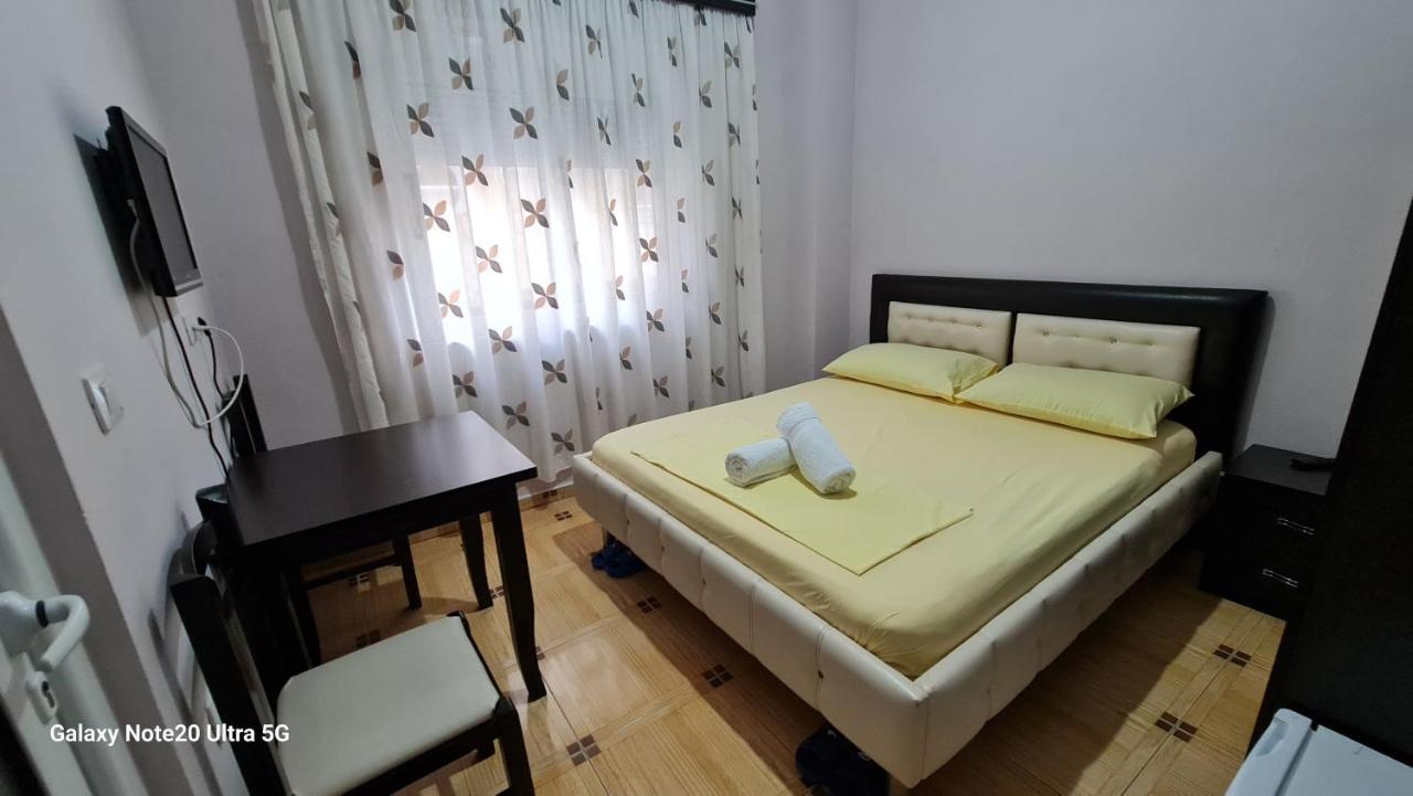 Hotel Brace Gjirokastra Kültér fotó
