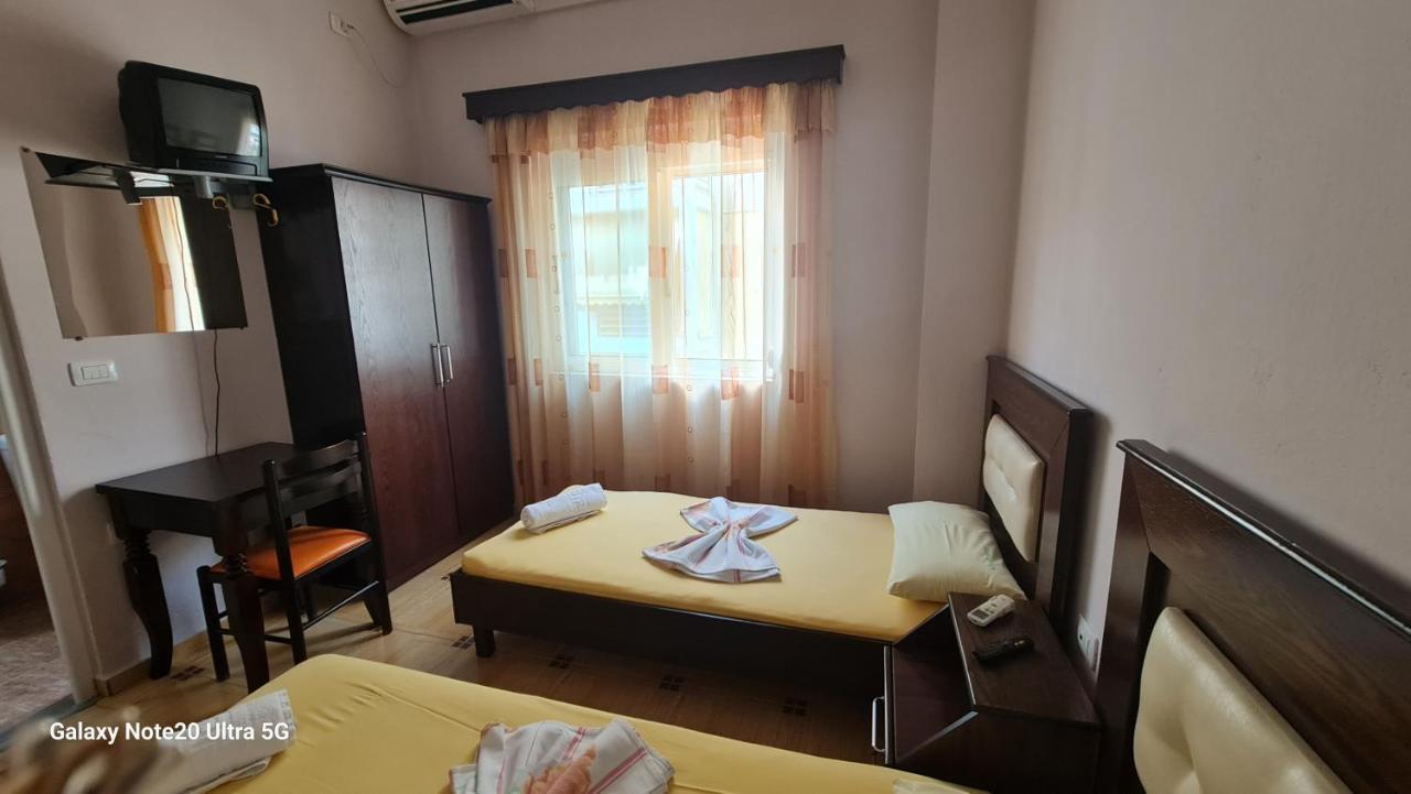 Hotel Brace Gjirokastra Kültér fotó