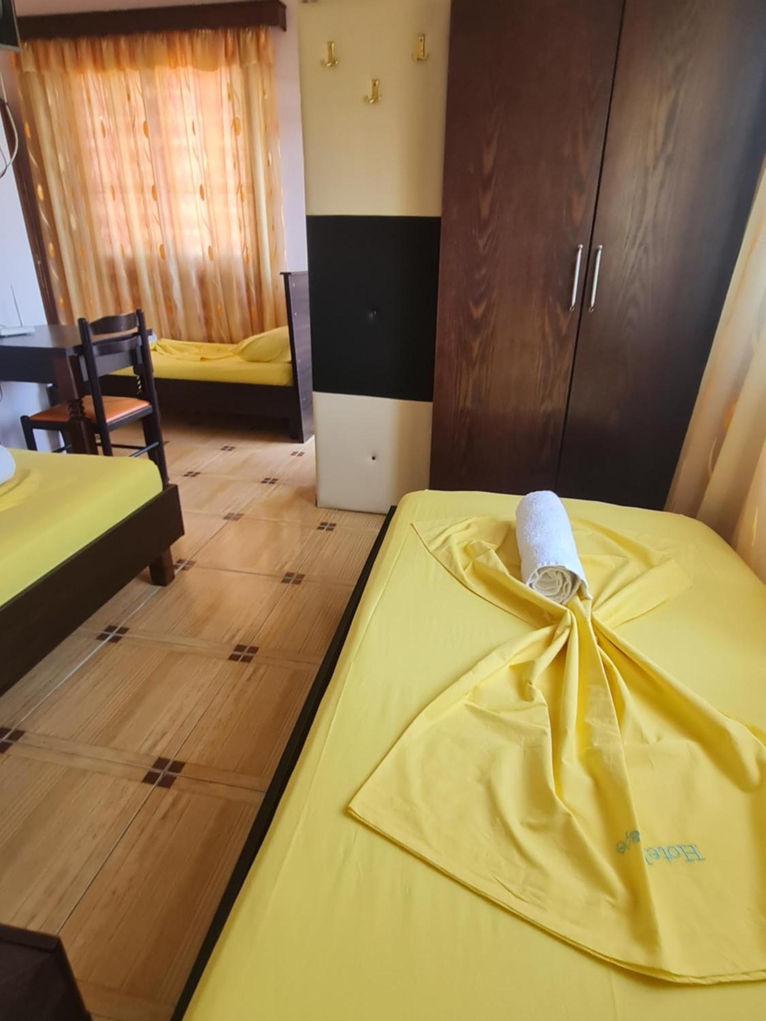 Hotel Brace Gjirokastra Kültér fotó