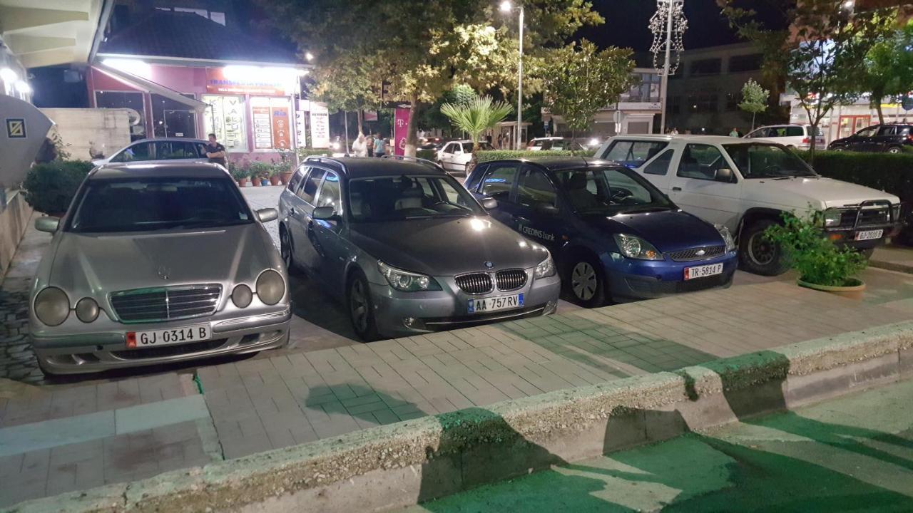 Hotel Brace Gjirokastra Kültér fotó